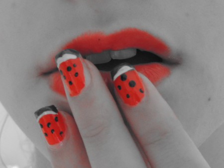 Nuova scoperta storica nella mia vita!La nail-art!